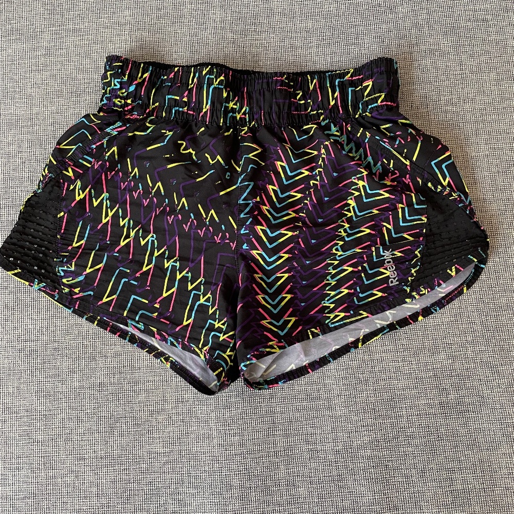 Reebok 3-inch inseam lined multicolor shorts size XS